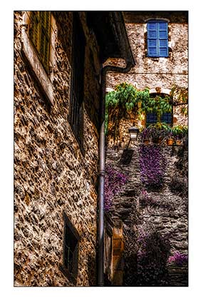 Conques ruelle